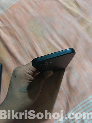 Iphone 16 8/256 USA varient